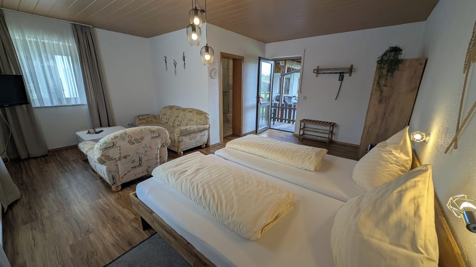 Double Room, Garden Area | Desk, free WiFi