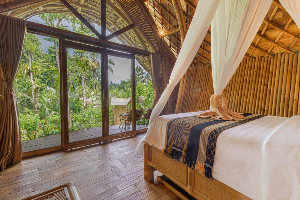 Romantic Villa | 1 bedroom, individually decorated, individually furnished, desk