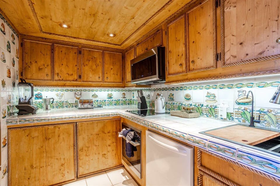 2nd View Kitchen - All new Appliances 