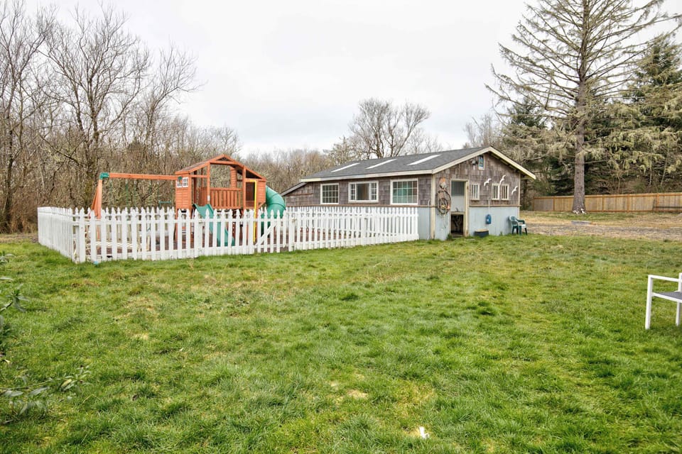 Playground & Clam Shack