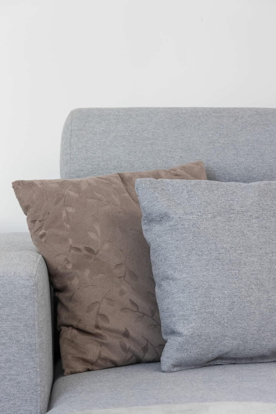 Stylish accessories in the apartment.
