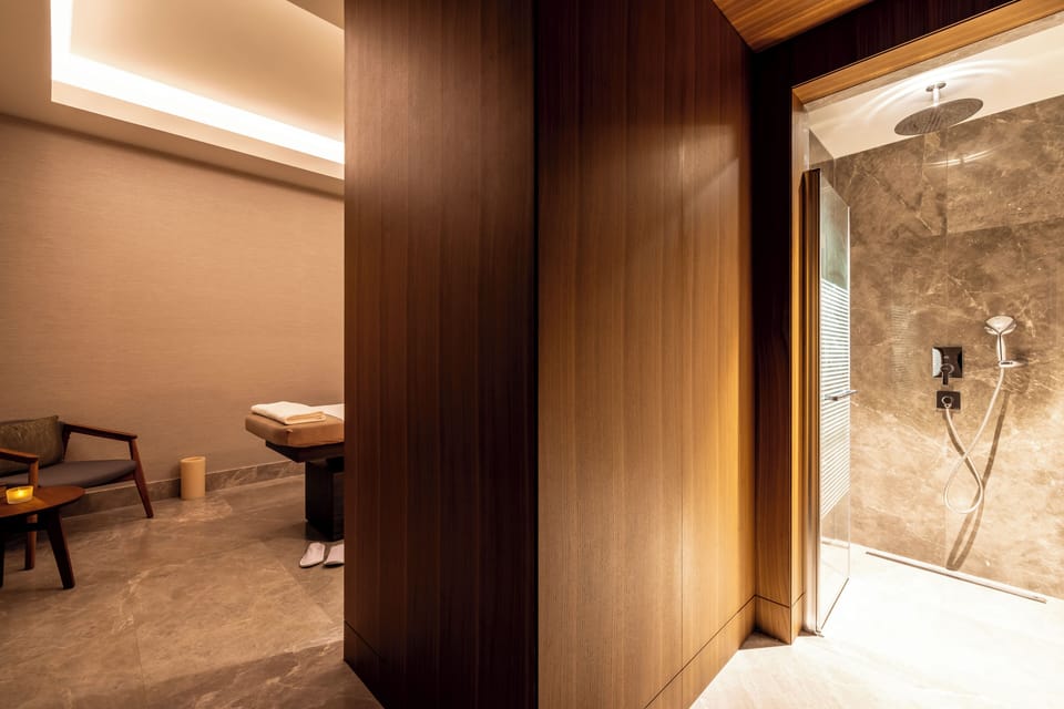 Couples treatment rooms, sauna, steam room, Turkish bath
