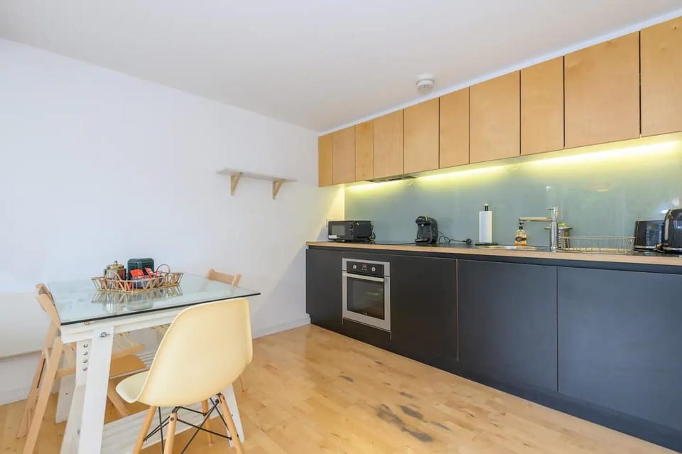 Apartment | Dining