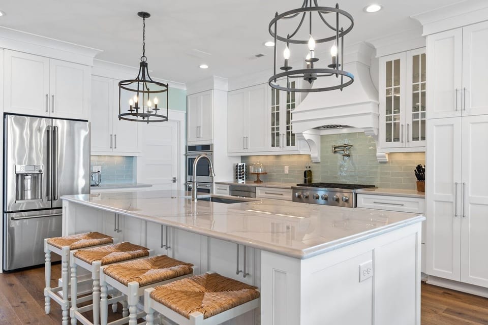 House, 4 Bedrooms | Private kitchen | Fridge, oven, coffee/tea maker, toaster