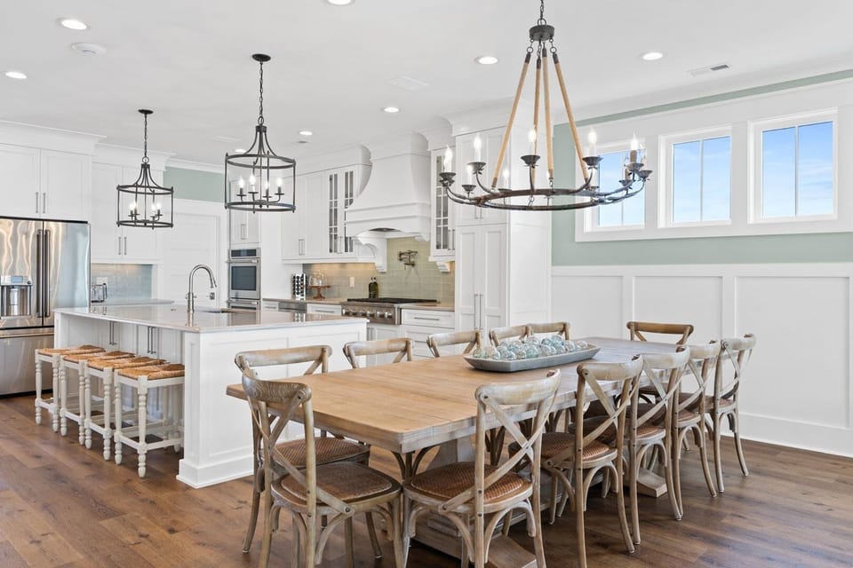 House, 4 Bedrooms | Dining