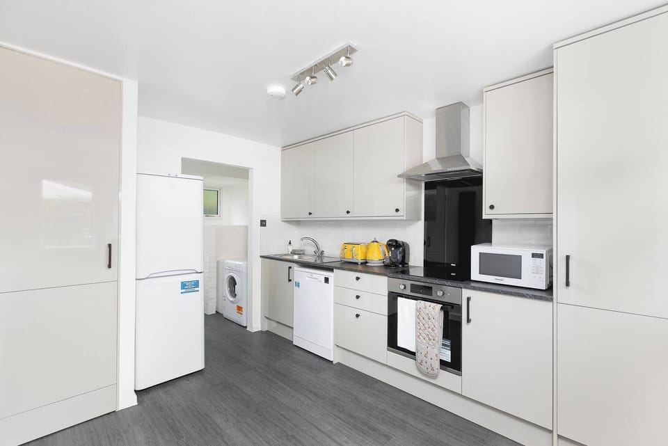 Apartment, 2 Bedrooms | Interior