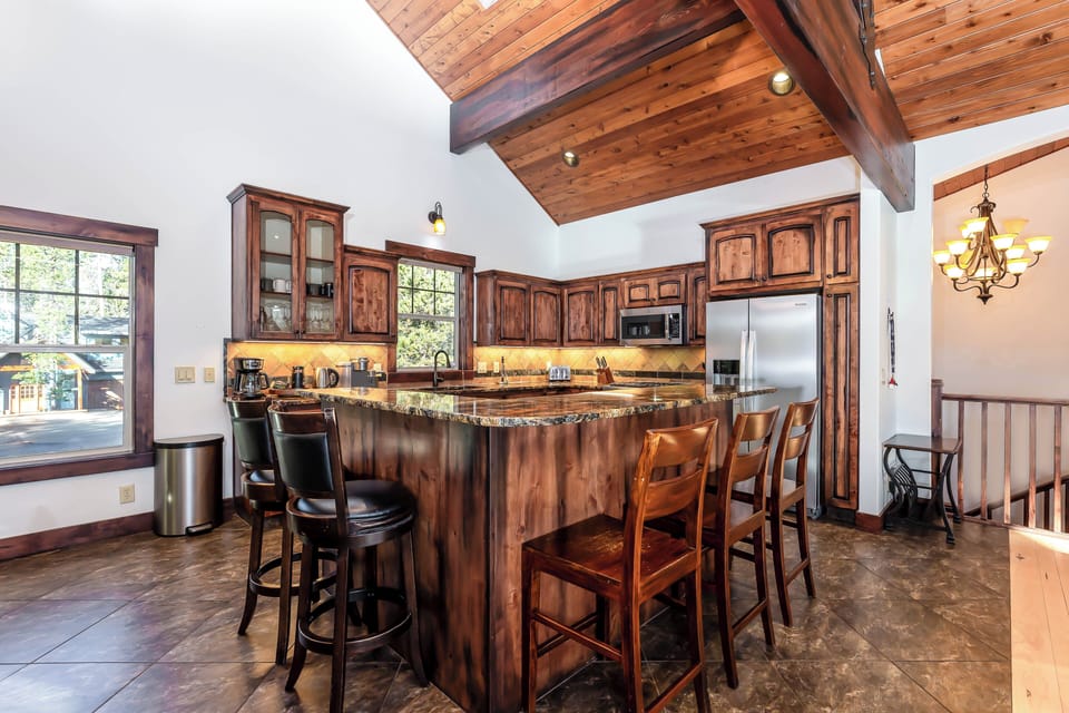 Kitchen - Main Level