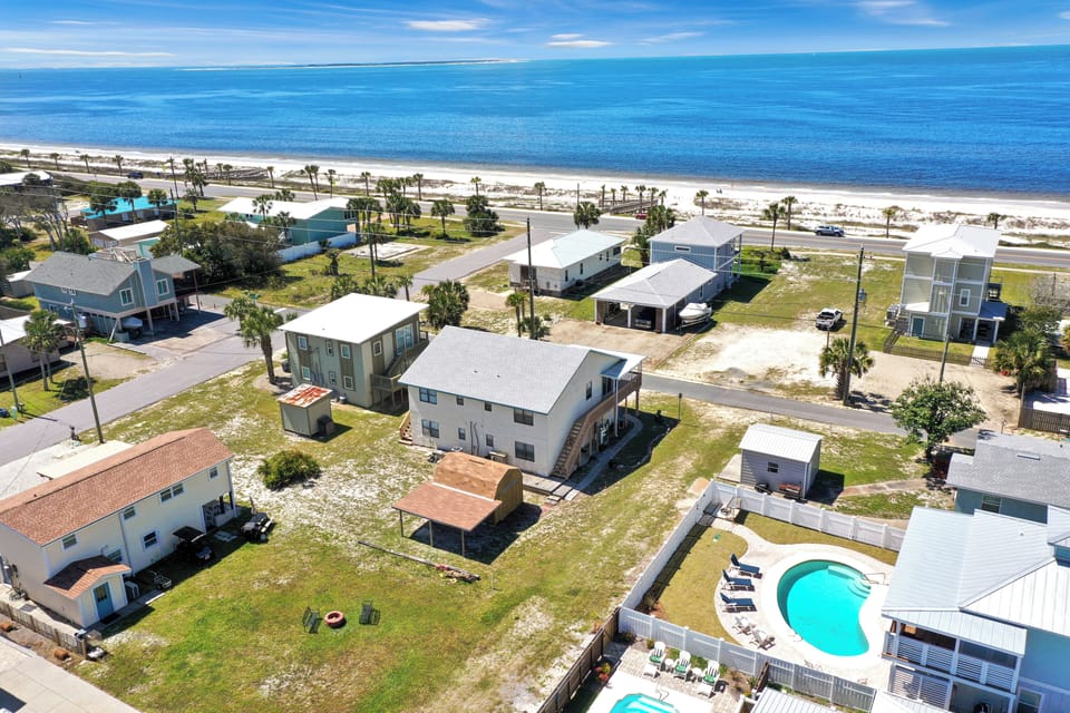 Just One Block from Mexico Beach