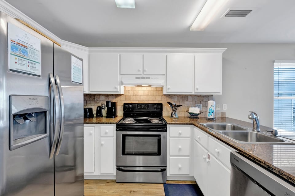 Featuring a fully equipped kitchen for all of your cooking needs
