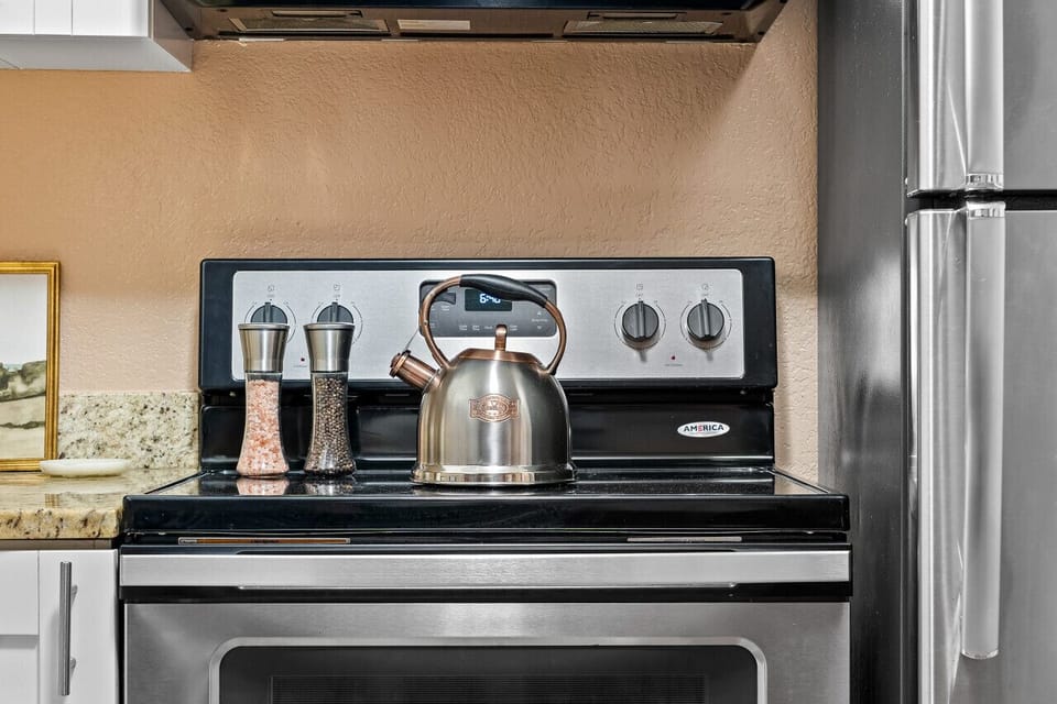 Indulge in tea time, anytime, with our charming tea pot ready to brew your favorite flavors at a moment`s notice.