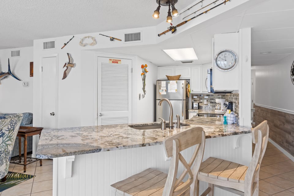 Fully Stocked Kitchen