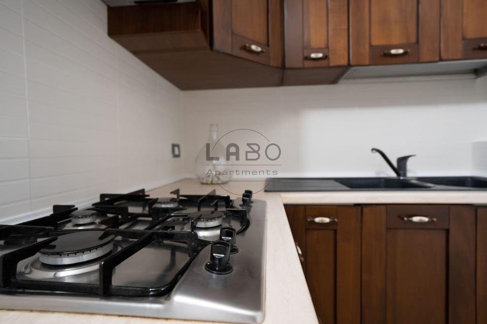Deluxe Studio | Private kitchen | Electric kettle
