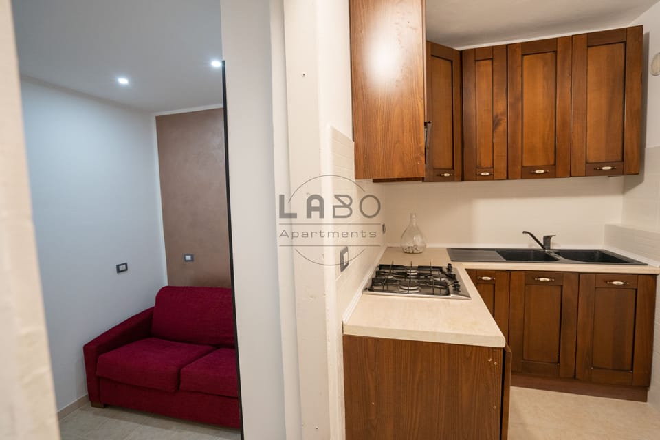 Deluxe Studio | Private kitchen | Electric kettle