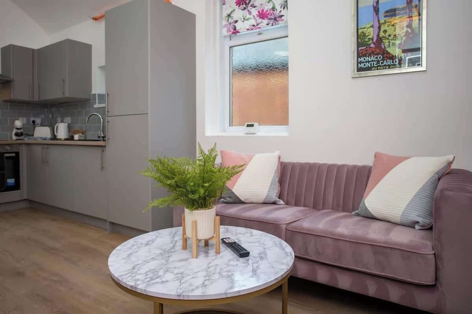 t the center of the room, a stunning marble-top center table adds a touch of sophistication, perfect for displaying cherished mementos or enjoying leisurely conversations over a cup of coffee.