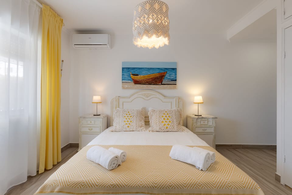 Bambus House Holidays Rental Bed and Breakfast in Quarteira