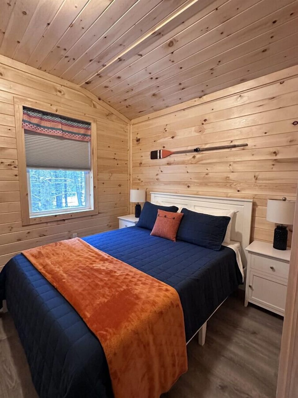 Bedroom #1 (Queen Bed)
