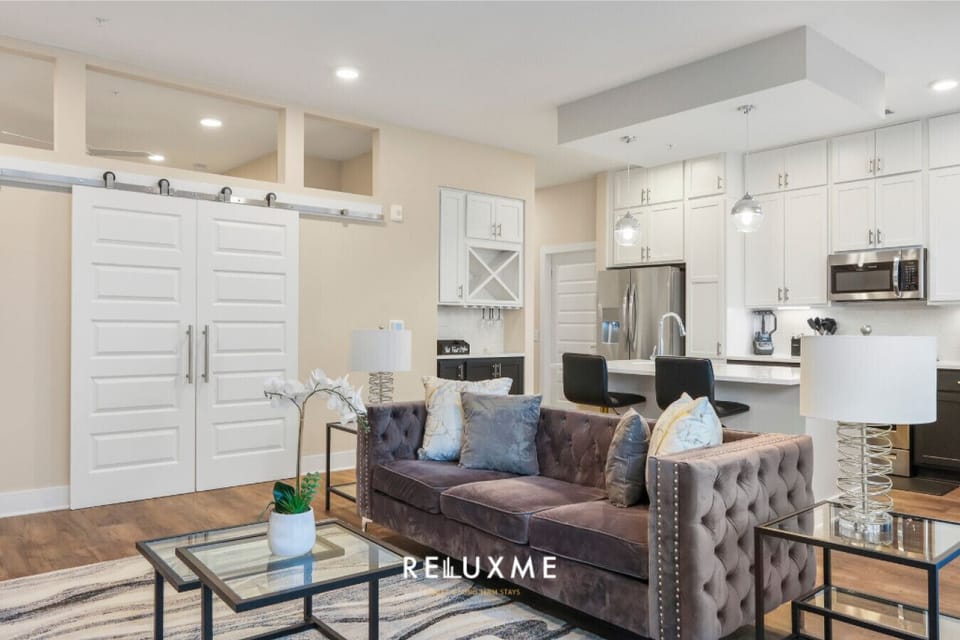 Stay in style in this beautifully appointed 2-bedroom condo located in the heart of Uptown Charlotte.