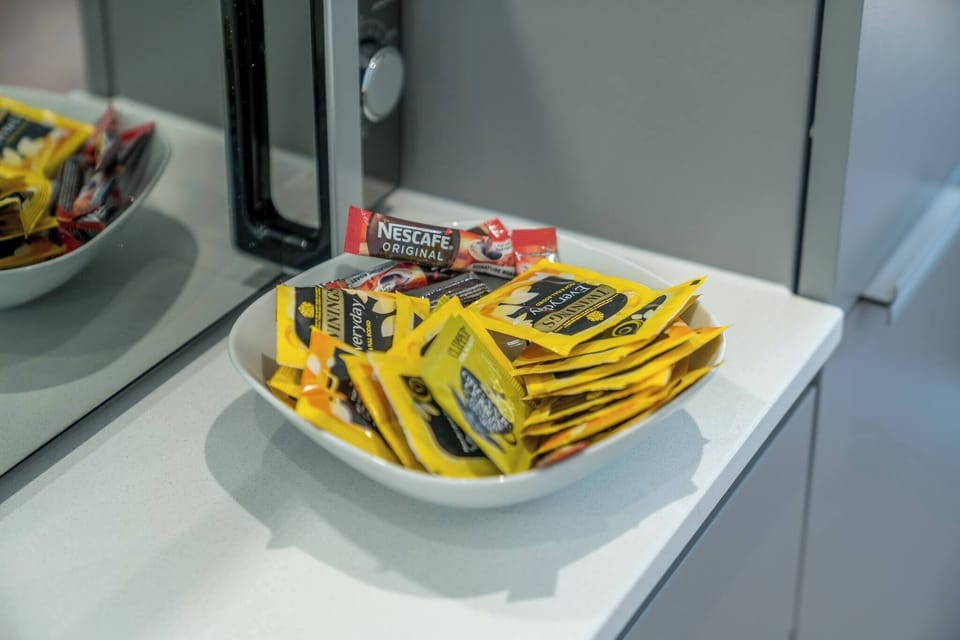 Apartment, 2 Bedrooms | Food and drink
