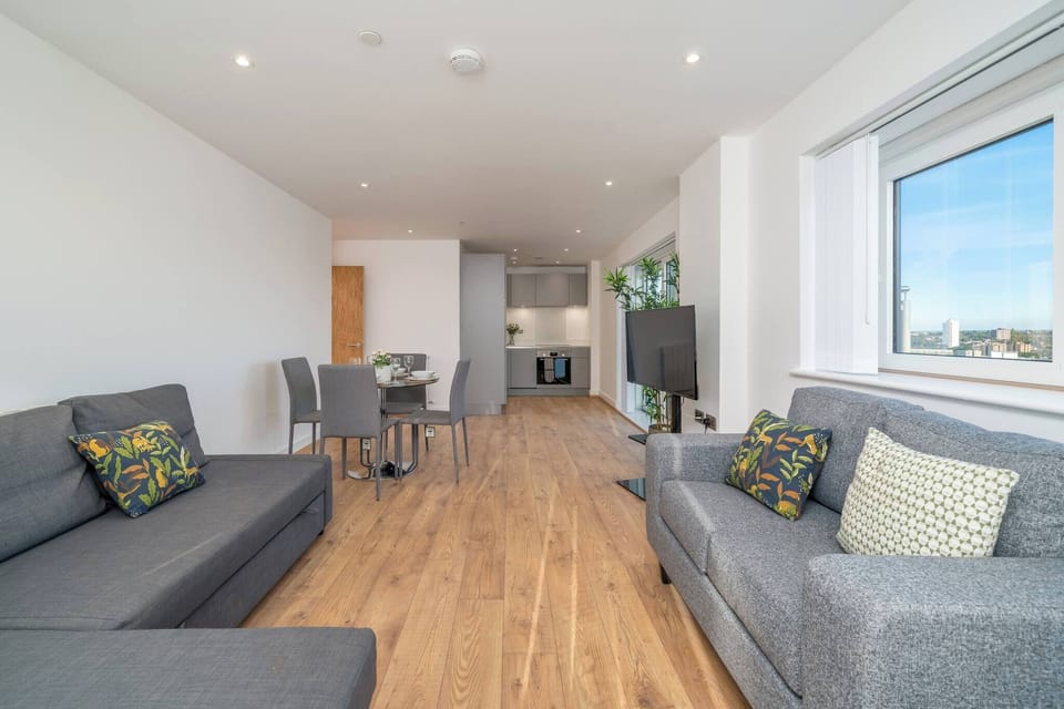 Apartment, 2 Bedrooms | Living room
