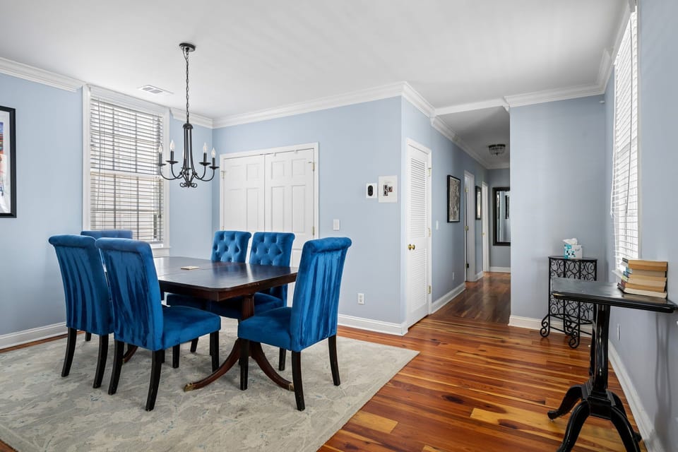 Whether it’s breakfast with family or wine with friends, this spot brings people together.