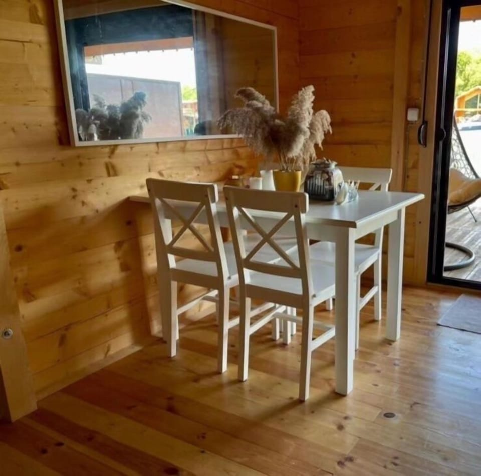 Premium House | In-room dining