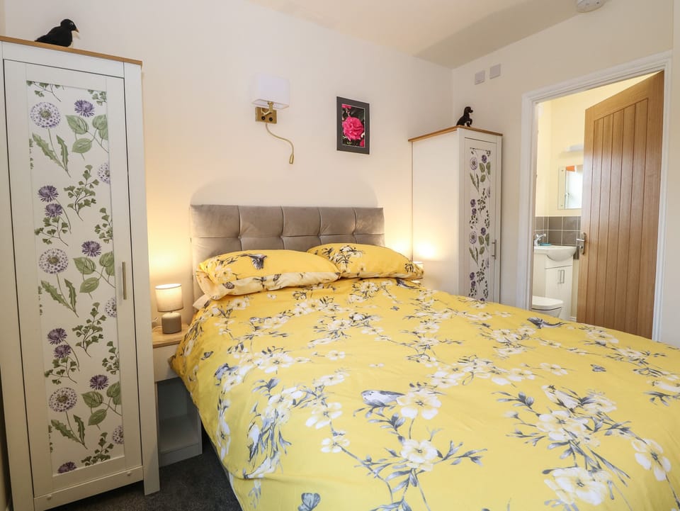 1 bedroom, individually decorated, individually furnished, free WiFi