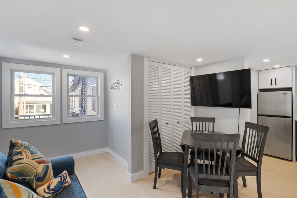 Dining room table with room for 4 guests. 