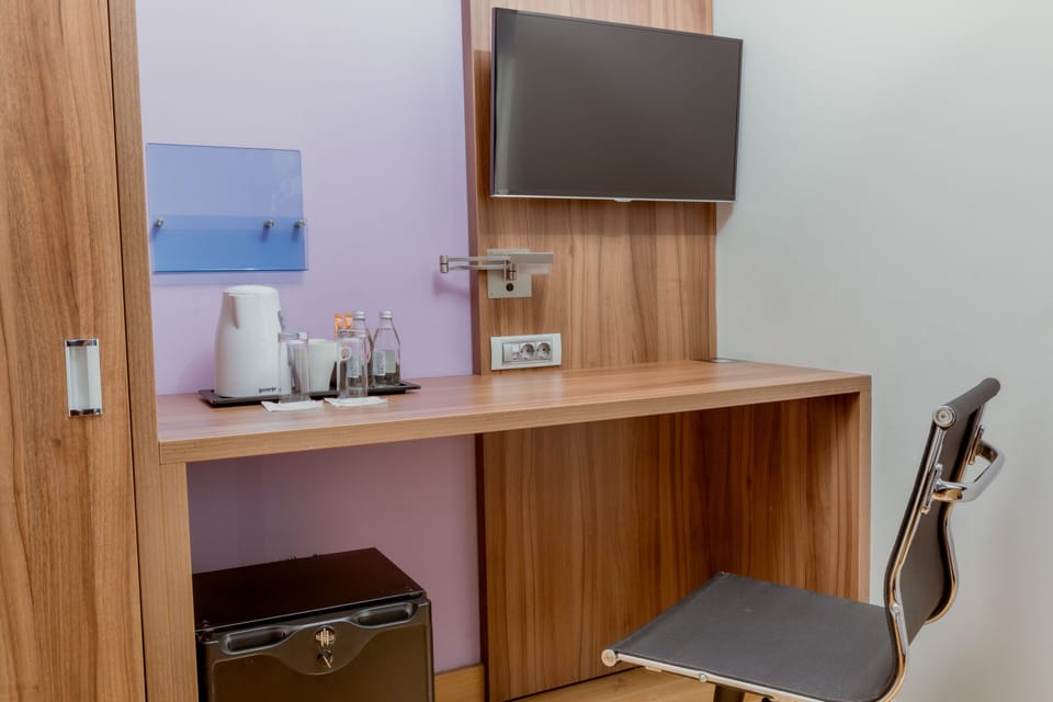 Minibar, in-room safe, desk, laptop workspace
