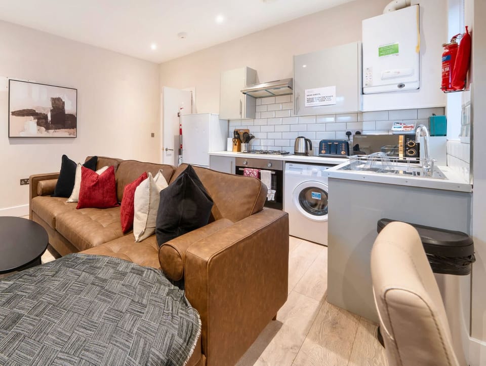 RELAXING AND FURNISHED LIVING AREA