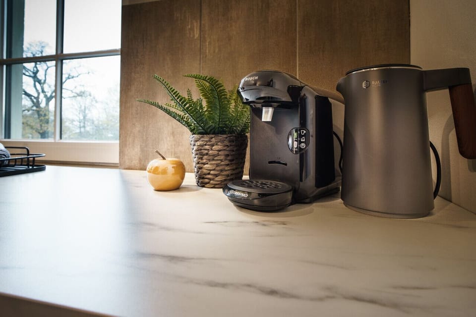 (Küche) Bosch Tassimo Kaffeemaschiene.