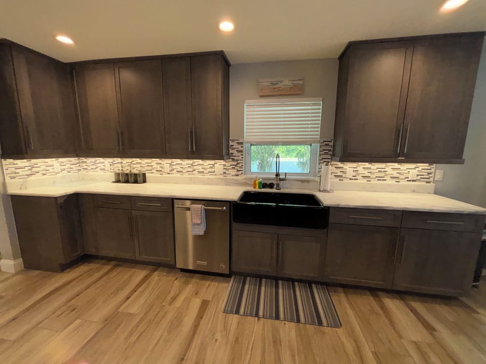Full Size Kitchen
