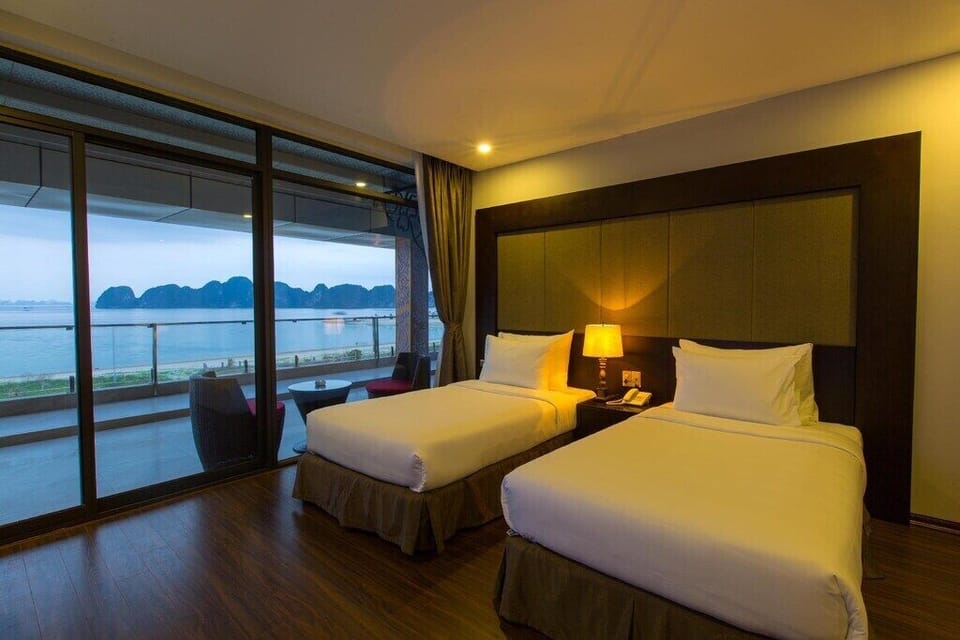 Panoramic Double Room | Desk, laptop workspace, free WiFi, bed sheets