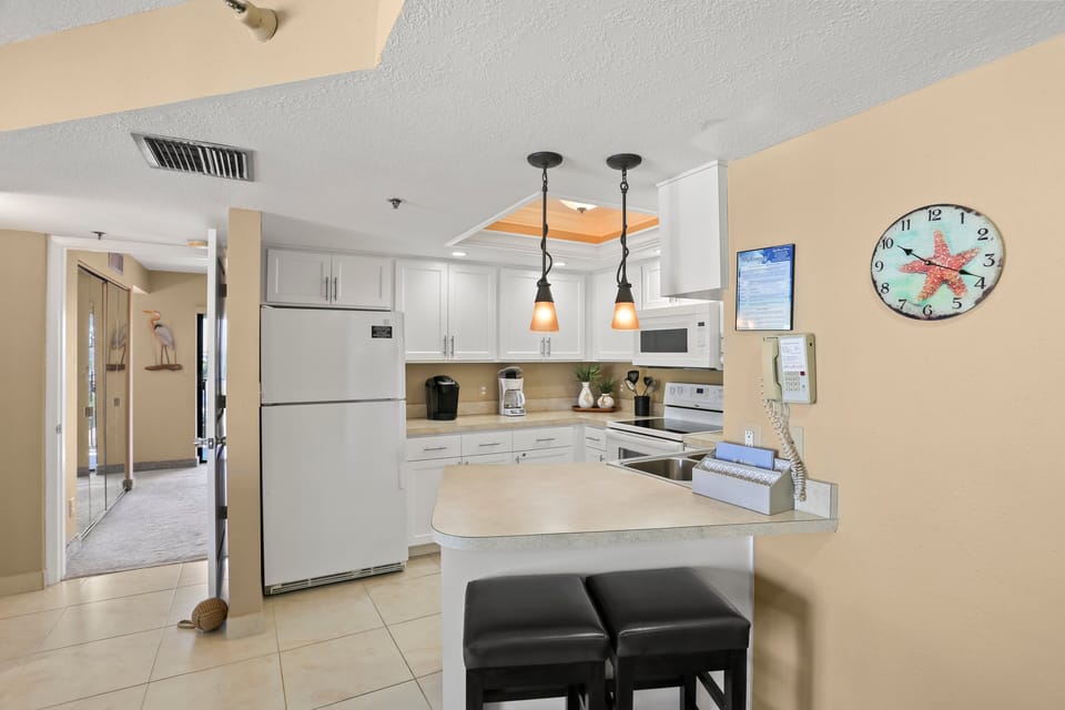 Fully Stocked Kitchen