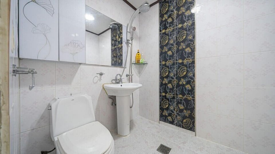 Room (private house)