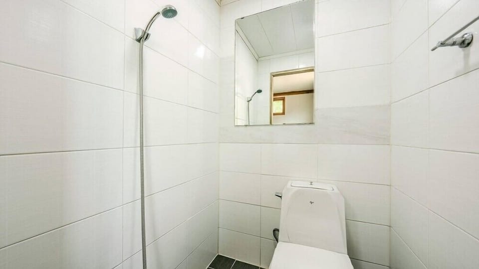 Room ( organization)