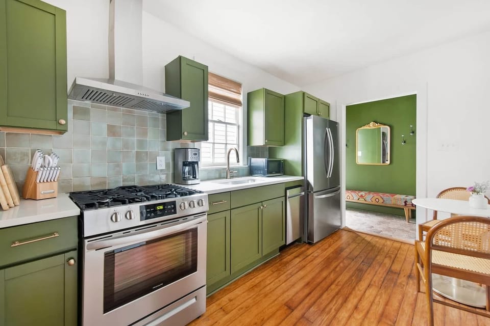 Fully equipped kitchen with everything you need to cook a meal