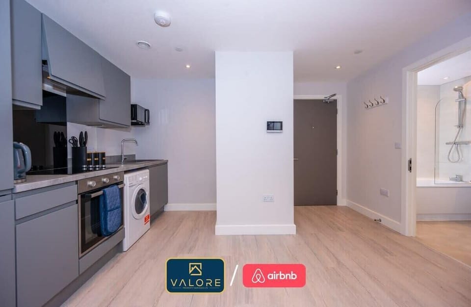 Kitchen & Bathroom at Valore Property Services Short Lets & Serviced Accommodation