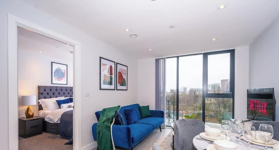 Lounge, Dining & Bedroom at Valore Property Services Short Lets & Serviced Accommodation