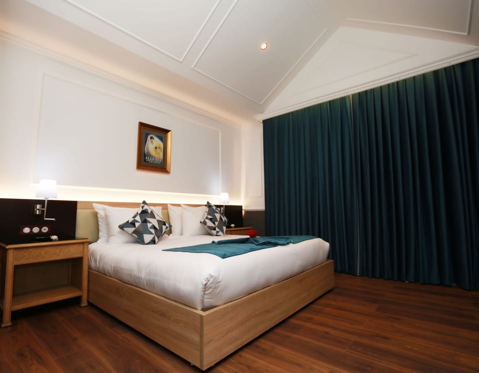 Standard Double Room | In-room safe, blackout drapes, soundproofing