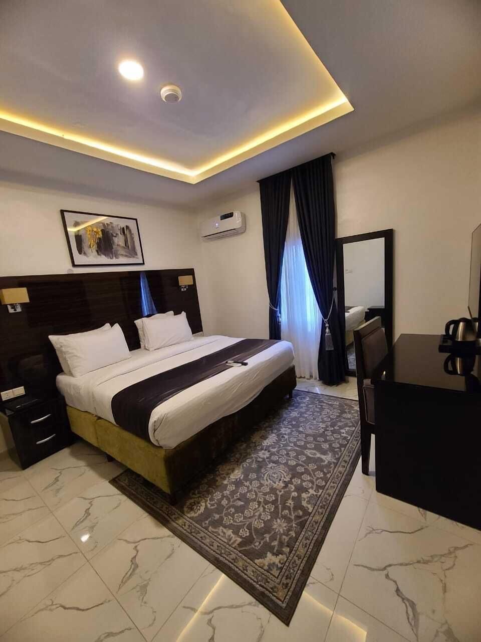 Deluxe Room | Desk, laptop workspace, free WiFi