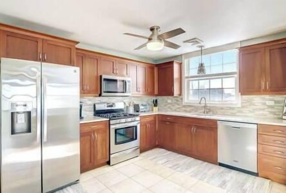 Kitchen (1)
