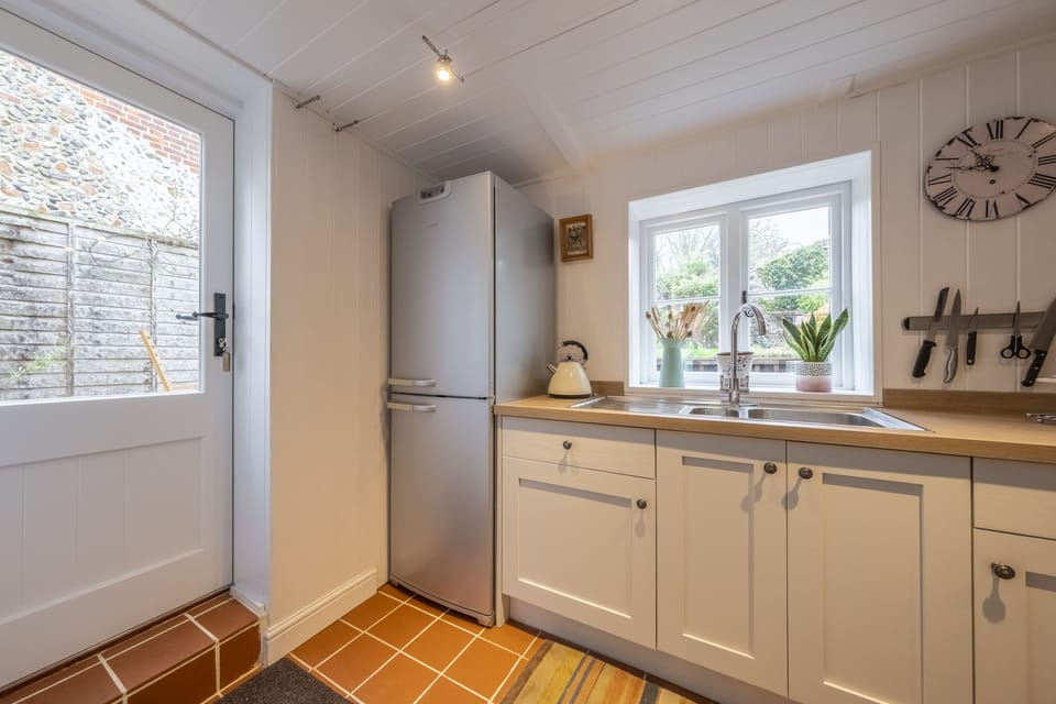 Ground floor: Kitchen detail