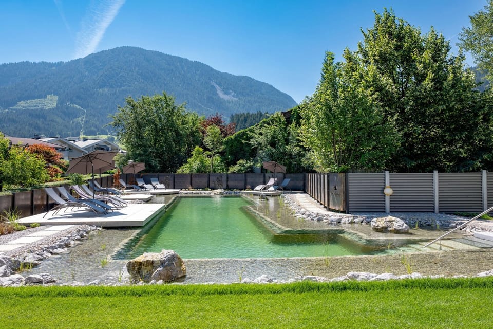 Holiday Home Swimming Pool