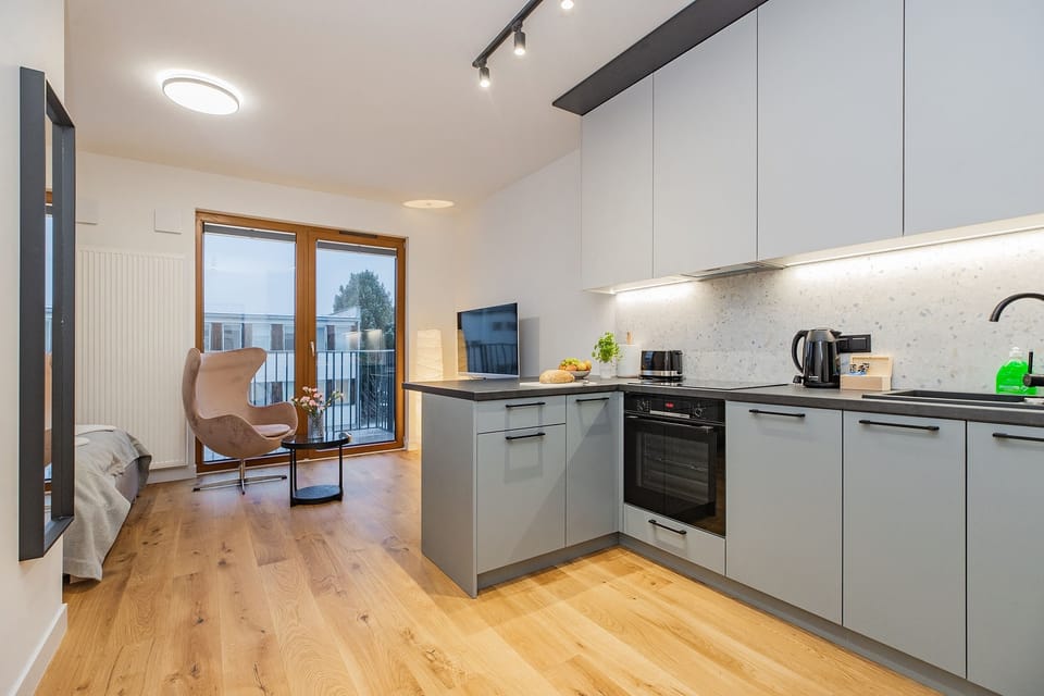 Business Apartment | 1 bedroom, blackout drapes, iron/ironing board, free WiFi