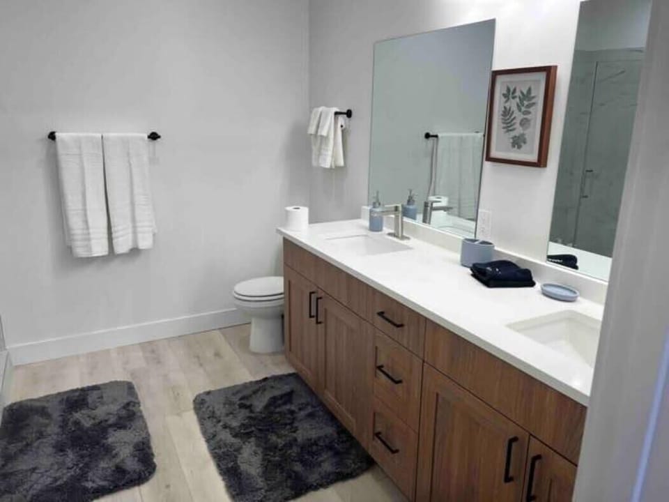 Master Bath. Beautiful Tiled Shower. 