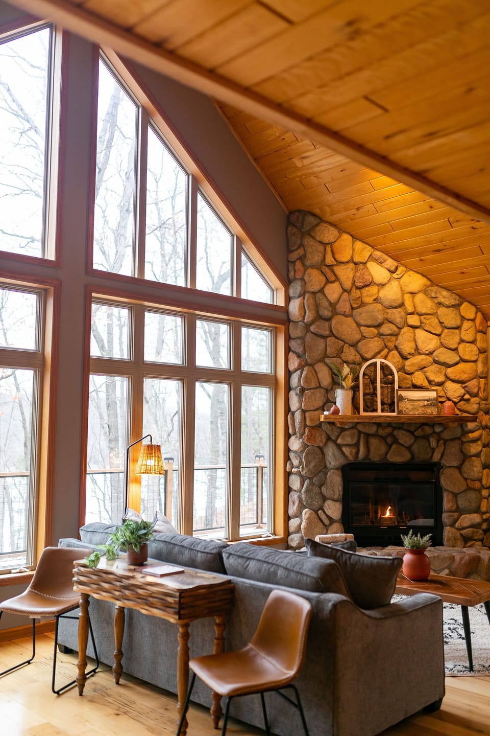 7cbc7e98-b263-4a44-b64d-96a163fdcac2