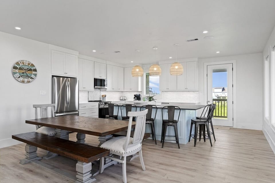 House, 4 Bedrooms | Dining