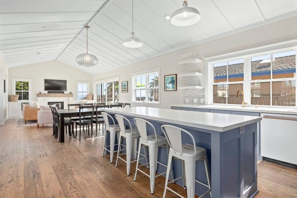 Kitchen - Upstairs
