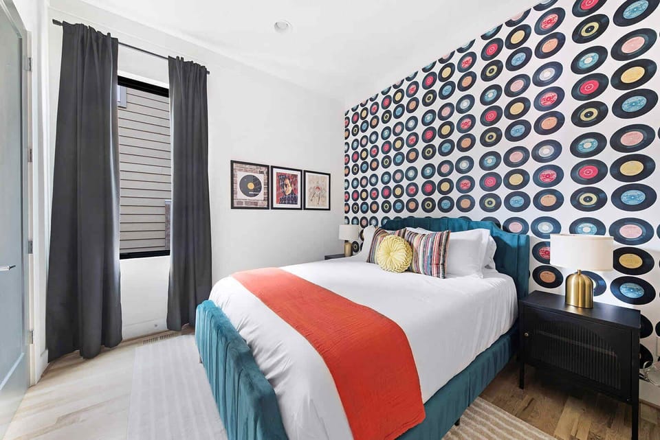 Inviting Bedroom with Modern Design