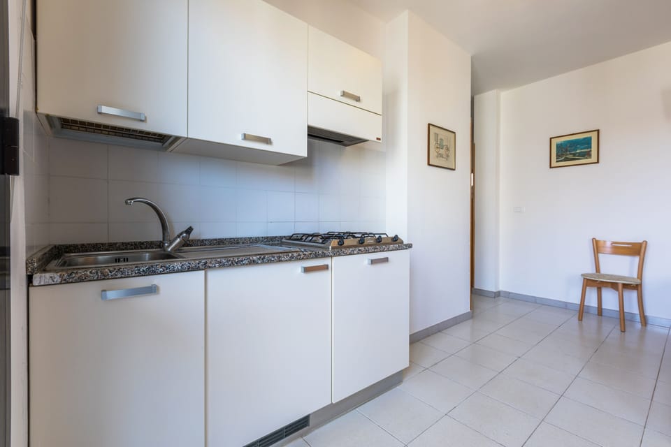 Comfort Studio, Partial Sea View | Private kitchen